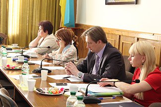 Національної академії правових наук України відбувся Круглий стіл на тему: «Права дитини: охорона і захист (сучасні реалії і перспектива)»